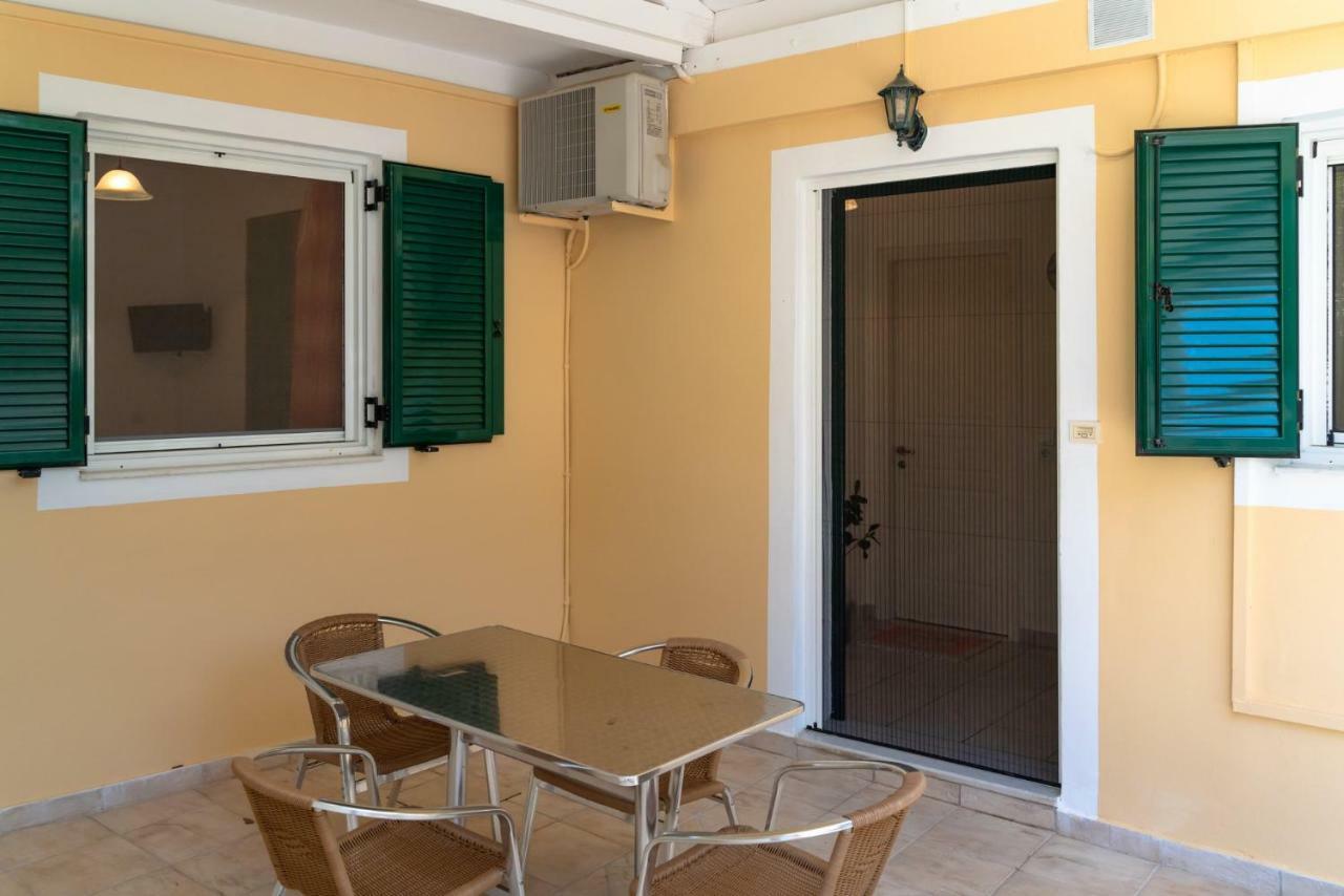 Katerina Holiday Studios Nikiana Ngoại thất bức ảnh